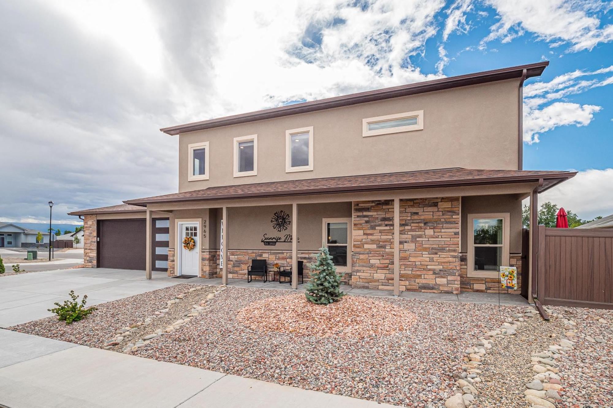 New! Sunrise Mesa- Modern W- Balcony Fenced Yard Apartamento Grand Junction Exterior foto