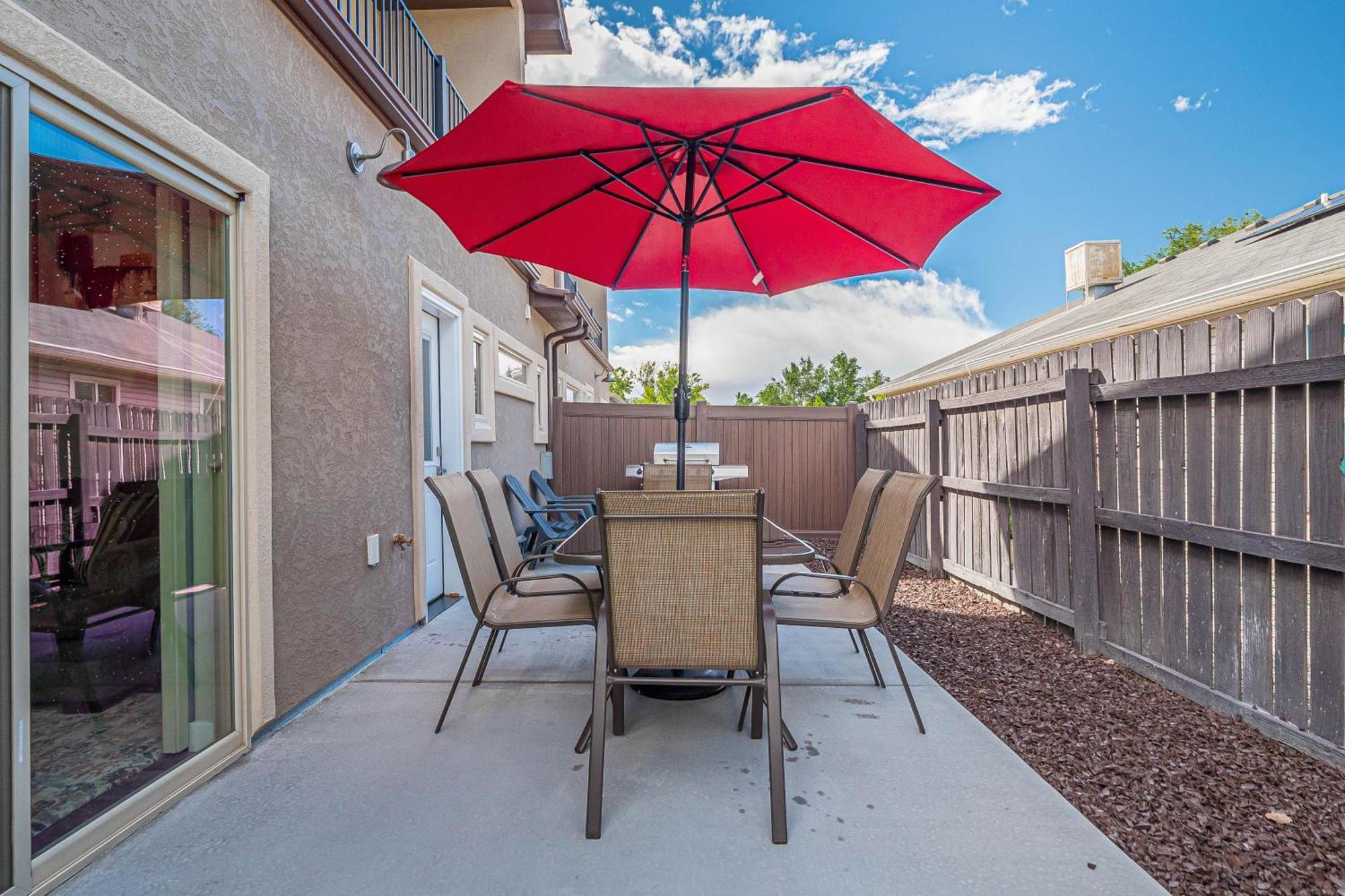 New! Sunrise Mesa- Modern W- Balcony Fenced Yard Apartamento Grand Junction Exterior foto